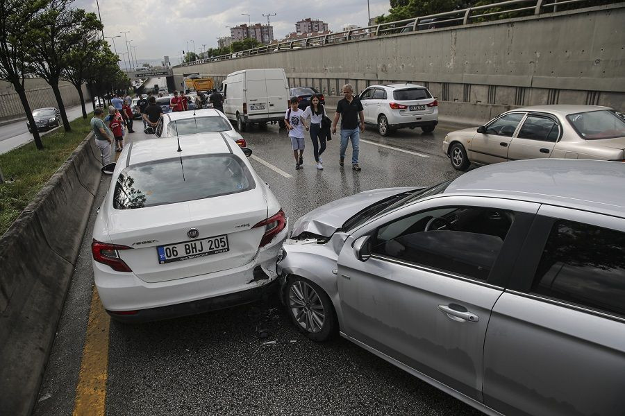 Ankara'da zincirleme kaza: 15 araç birbirine girdi - Sayfa 4