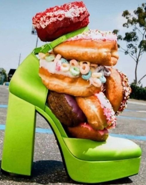 Zara'nın ekmekli sandalet reklamı gündem oldu - Sayfa 3