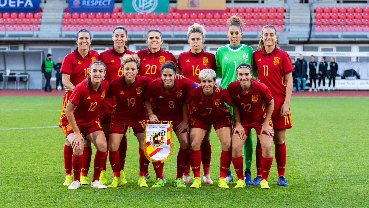 İspanya'da kadın ve erkek milli futbolcular aynı gelire sahip olacak