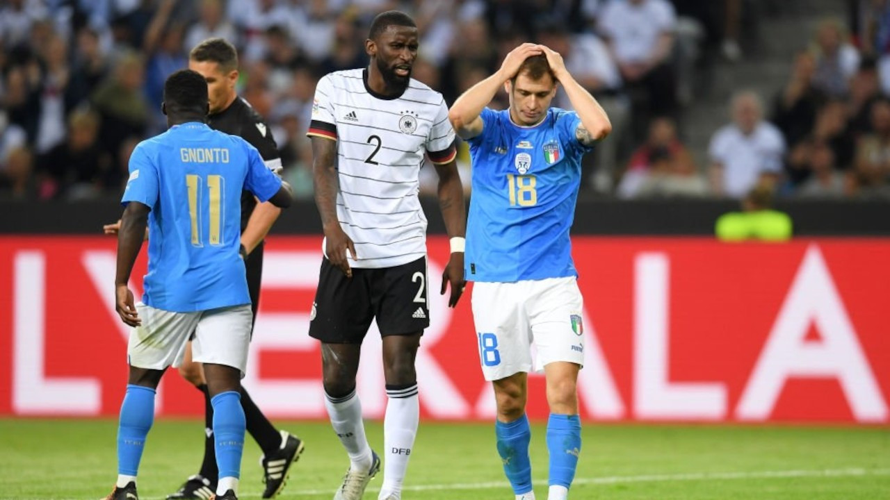 İtalya '5 gol'ün şokunu yaşıyor: Böyle bir küçük düşme görülmedi