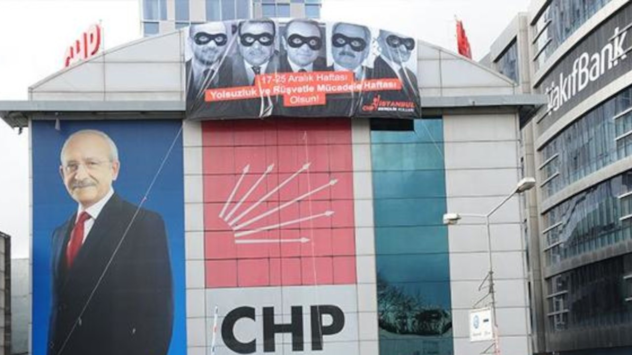 AYM, CHP'nin 'Bilal Erdoğan' pankartına ceza verilmesini uygun buldu