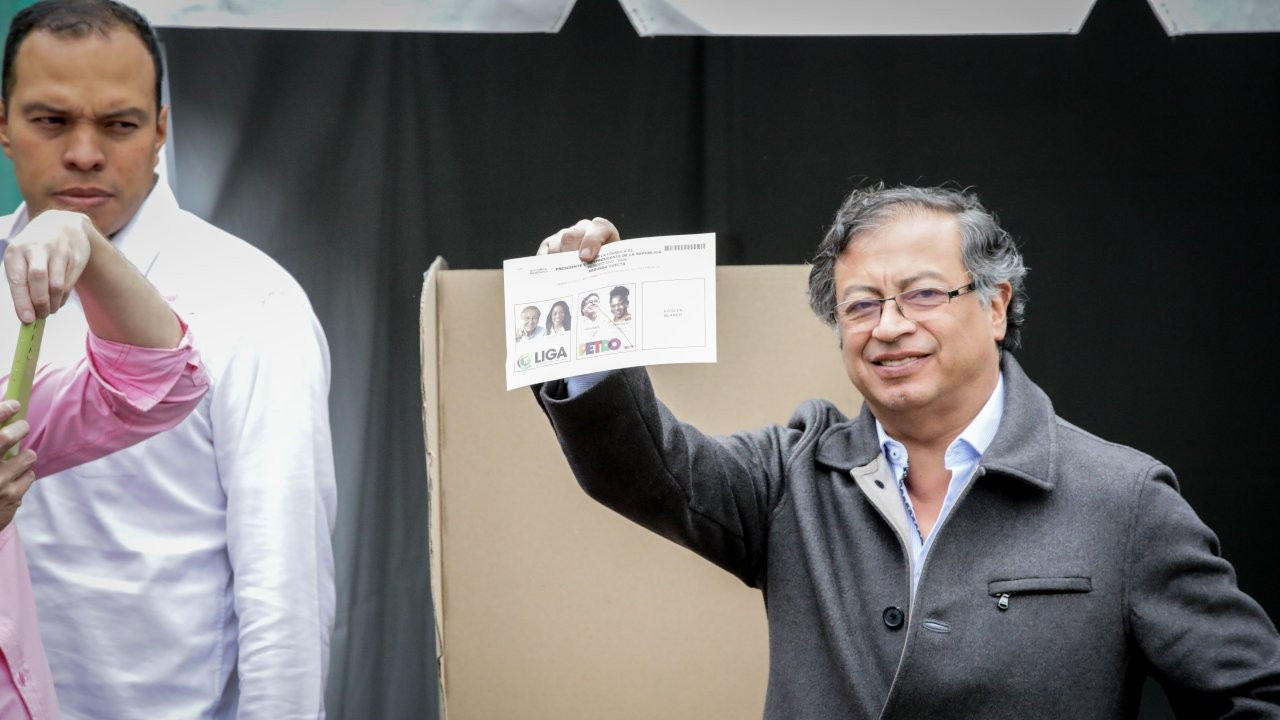 Kolombiya’da seçimi Gustavo Petro kazandı: Ülkenin ilk solcu cumhurbaşkanı