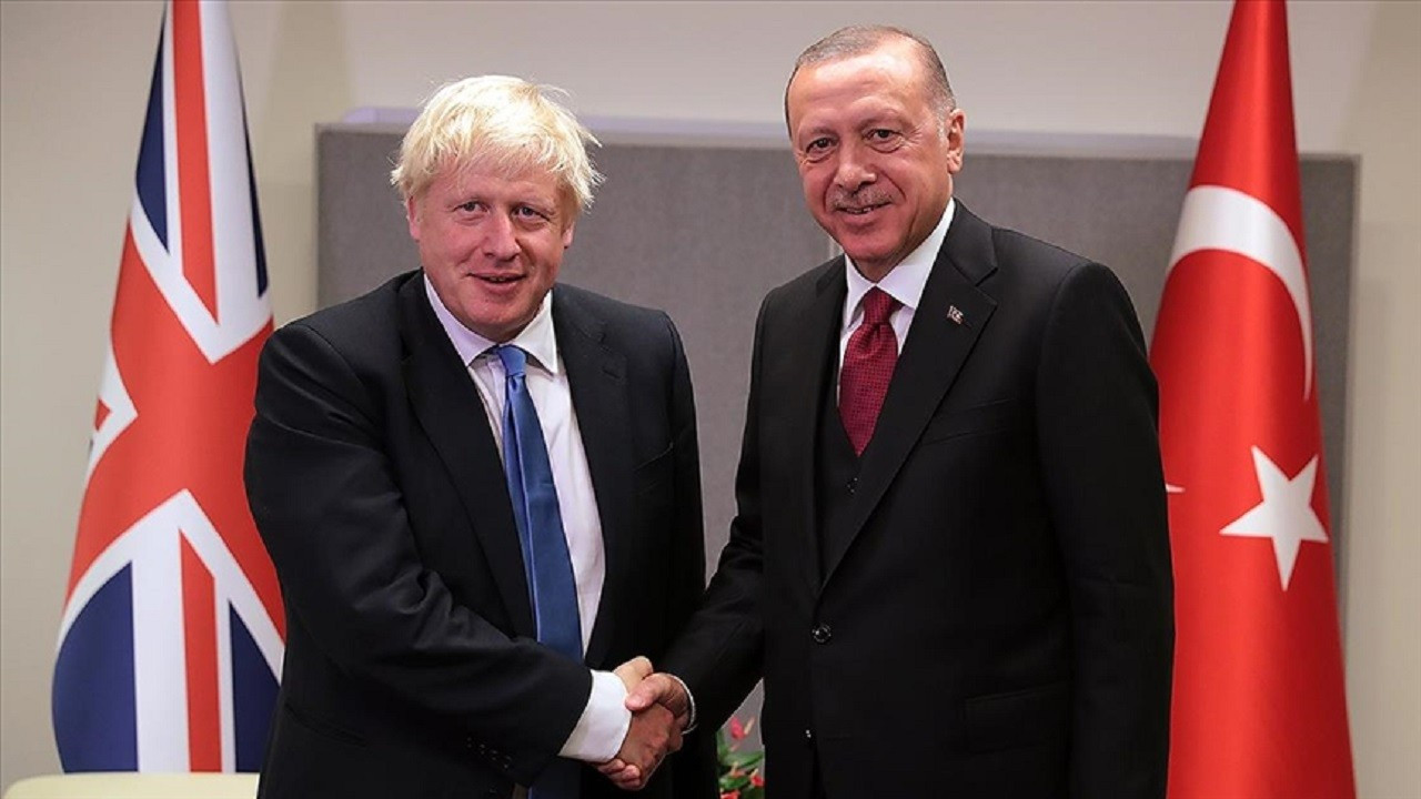 Erdoğan, Boris Johnson ile telefonda görüştü