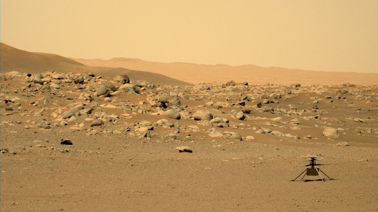 Mars’ta bulunan hava, toz ve gün ışığıyla demir üretilebilir