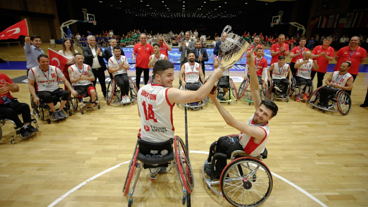 Tekerlekli Sandalye Basketbol Milli Takımı Avrupa B Ligi şampiyonu