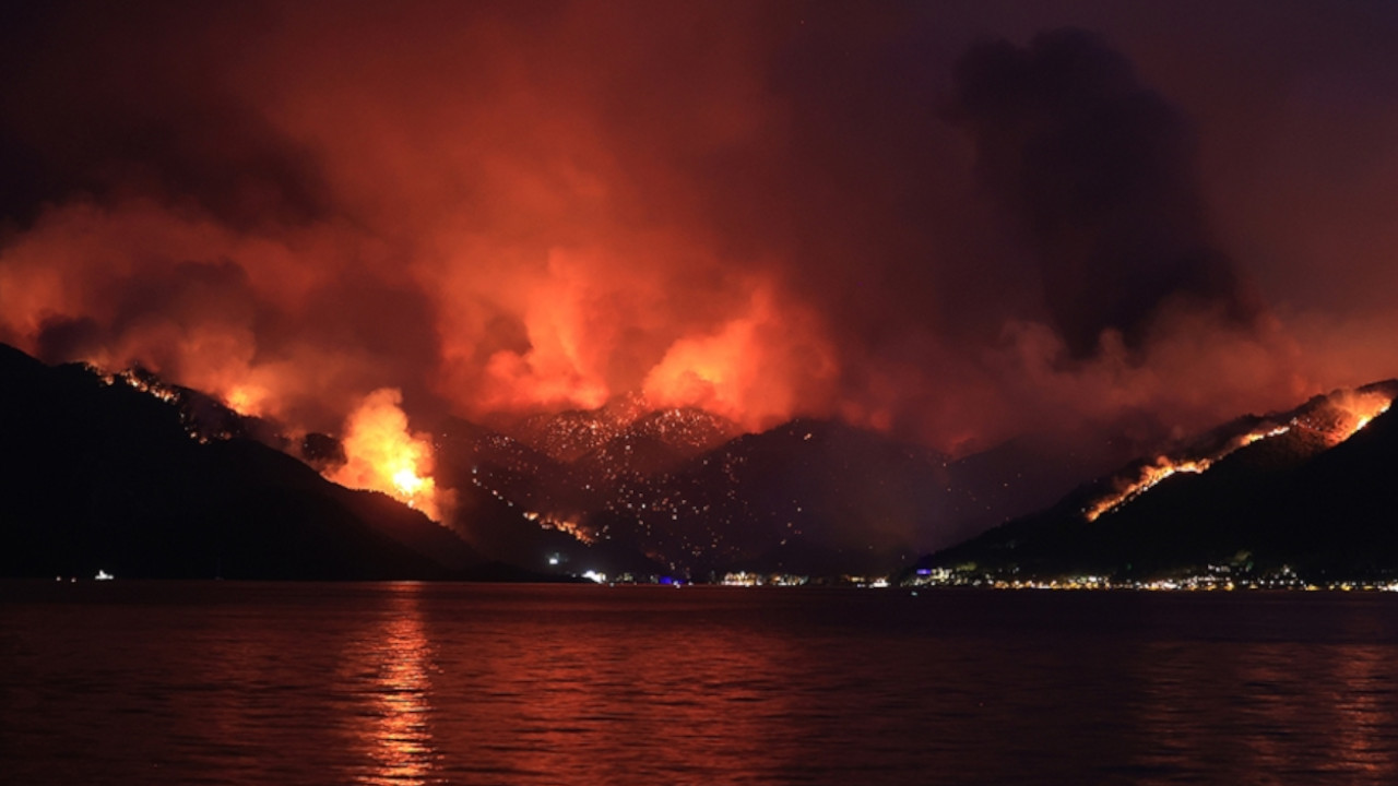 Bakan Kirişci: Marmaris'te yangın tamamen kontrol altına alındı
