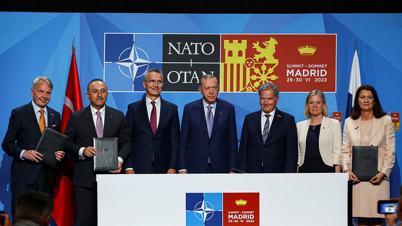 Türkiye, Finlandiya ve İsveç'in NATO üyeliklerini destekleyecek
