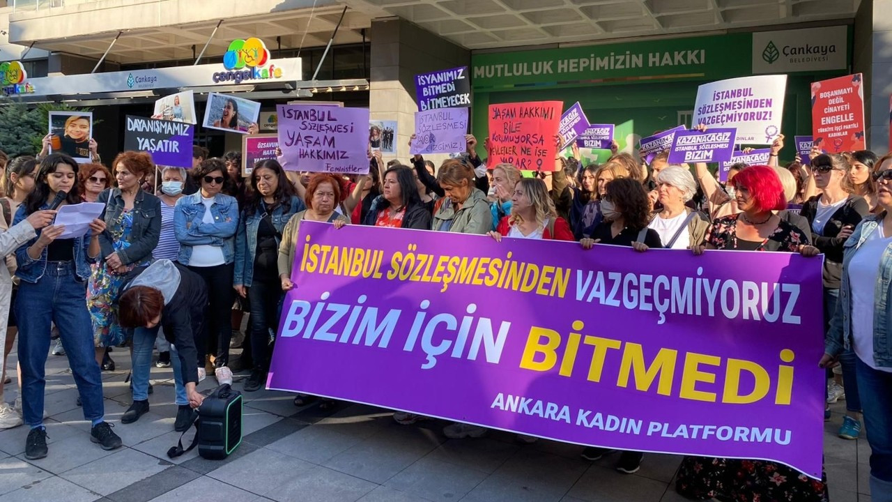 Kadınlar İstanbul Sözleşmesi için sokakta: Vazgeçmiyoruz, bitmedi