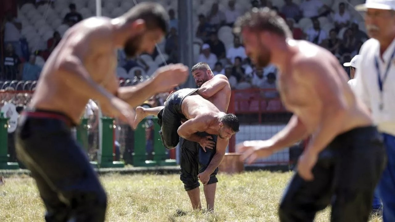 Edirne'de Kırkpınar Yağlı Güreşleri hareketliliği: Oteller doldu