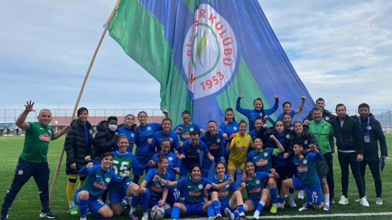 Erkek futbol takımı küme düşen Rizespor kadın kulübünü kapattı