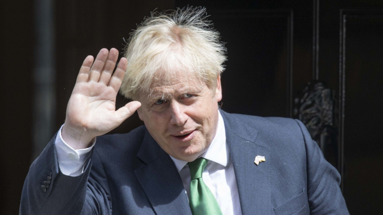 İngiltere'de başbakanlık yarışı: Boris Johnson'a 53 vekilden destek