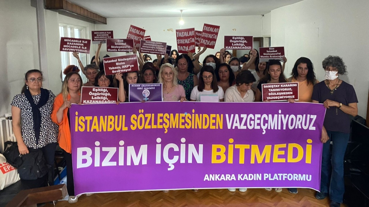 Ankara’da kadınlar İstanbul Sözleşmesi kararını protesto etti