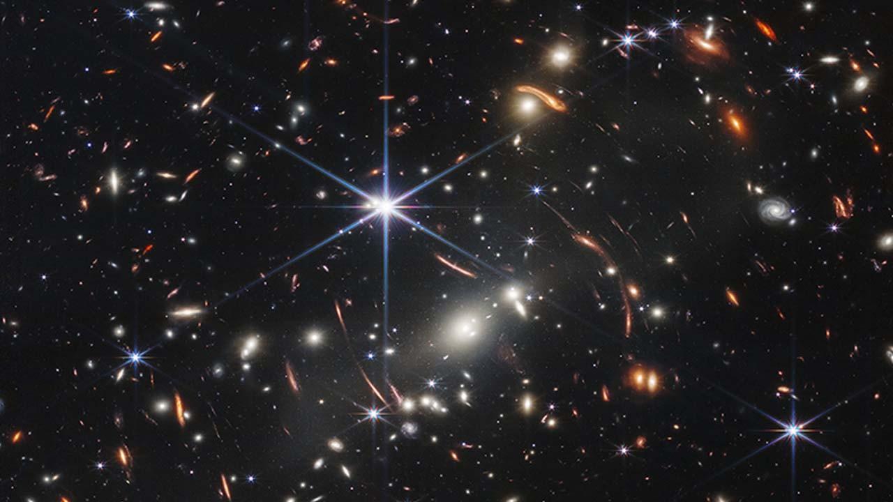 James Webb teleskobu bilinen en eski galaksiyi bulmuş olabilir