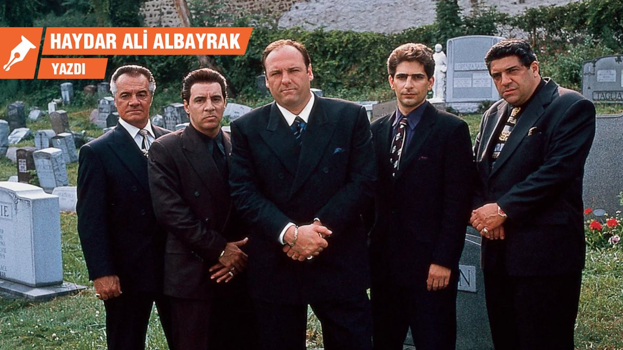 The Sopranos: Geniş ailede birey, suç dünyasında 'bir el' olmak