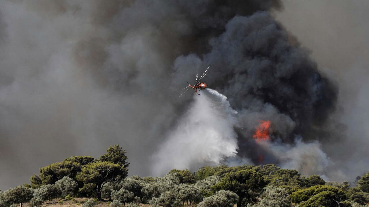 Fransa'da karbon salımı orman yangınları nedeniyle rekor seviyede