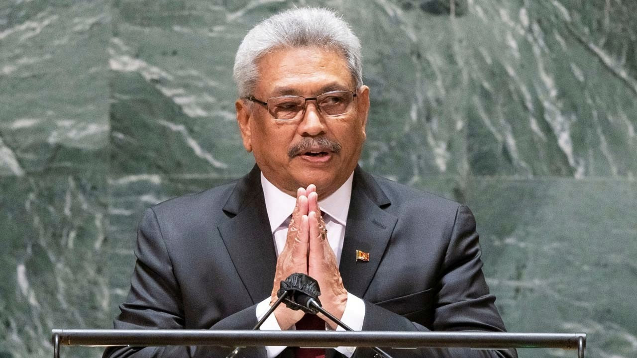 Singapur'a kaçan Rajapaksa'nın tutuklanması talebiyle suç duyurusu