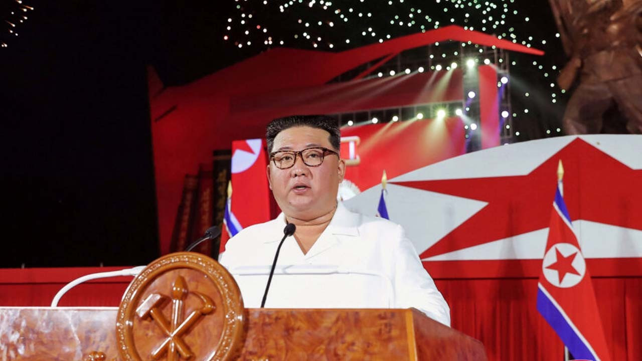 Kim Jong-un: Güney Kore'yi gangsterler yönetiyor