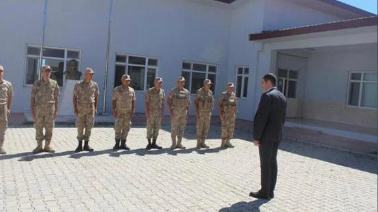 Askeri törenle karşılanan AK Partili il başkanı: Askerliğimi Cizre'de yaptım