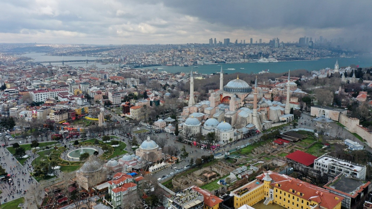 İstanbul'a 6 ayda 6 milyon 755 bin 300 yabancı turist geldi