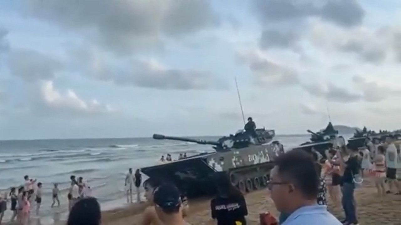 Çin ordusu, Tayvan adası çevresinde tatbikat başlattı