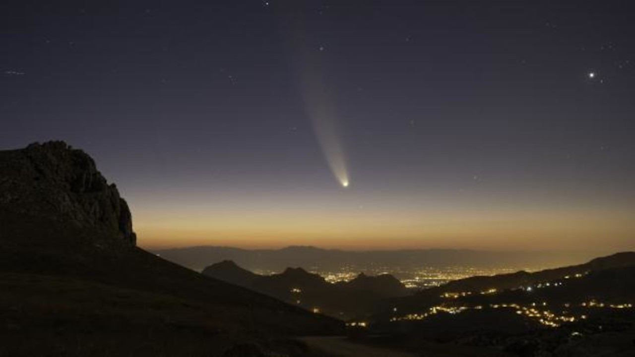 Antalya'da meteor yağmuru: Dünyaya giriş hızları saniyede 66 kilometre