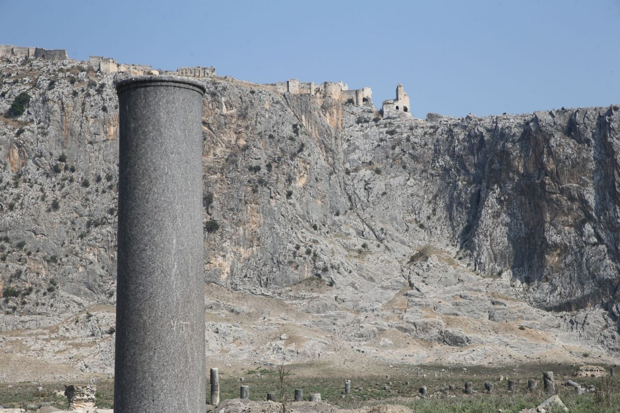 Adana'da Roma dönemine ait gladyatör mezarları bulundu - Sayfa 9