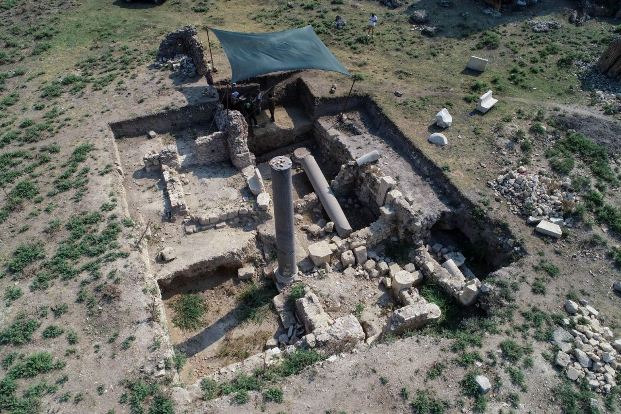 Adana'da Roma dönemine ait gladyatör mezarları bulundu - Sayfa 4