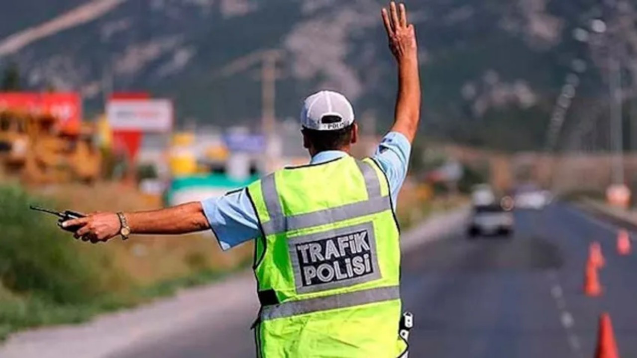 İddia: AK Partili başkanın oğlunu uyaran 11 polise sürgün
