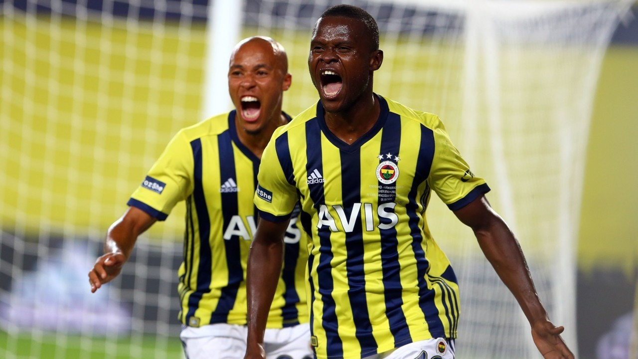 Fenerbahçe, Samatta’yı kiralık olarak gönderdi