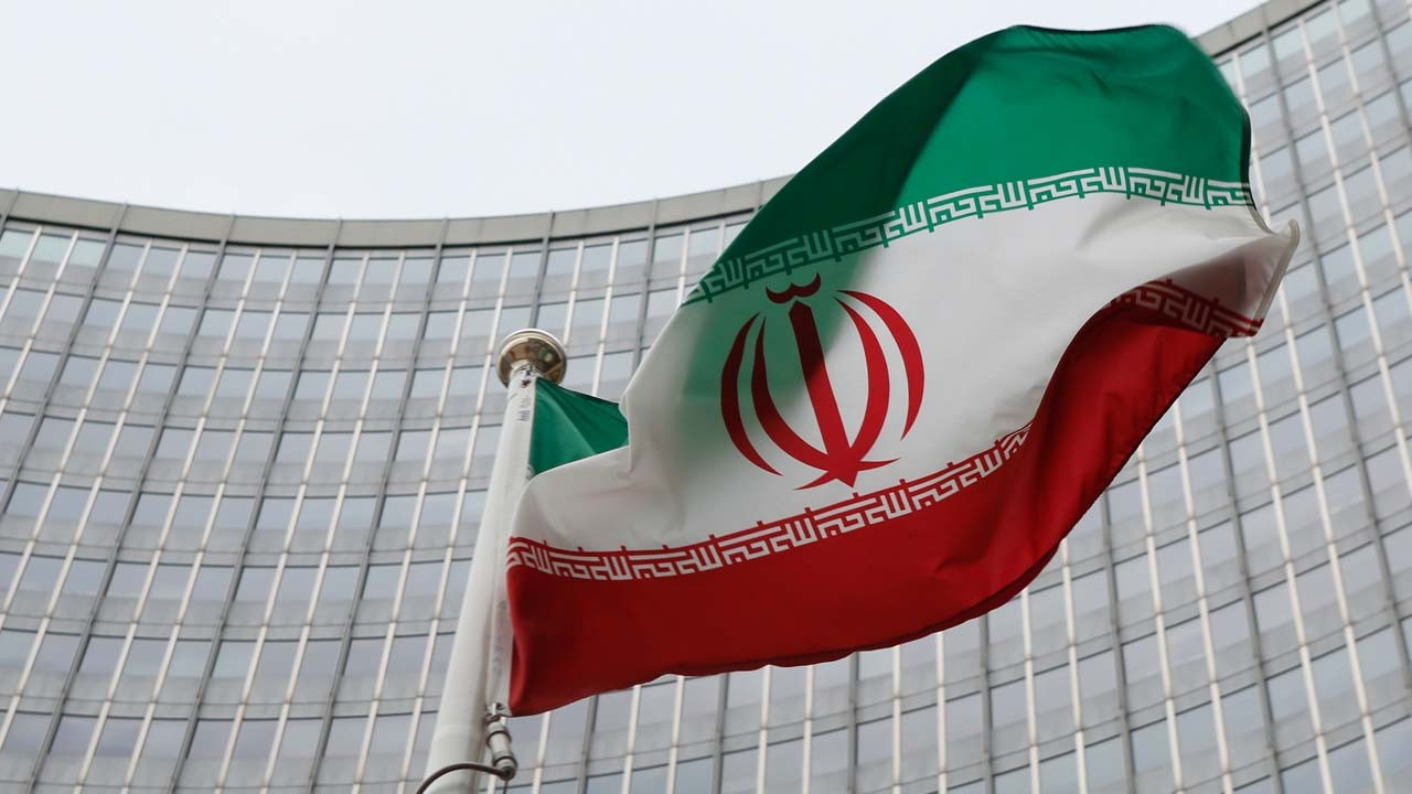 İngiltere, Almanya ve Fransa'dan İran'a 'nükleer' eleştirisi