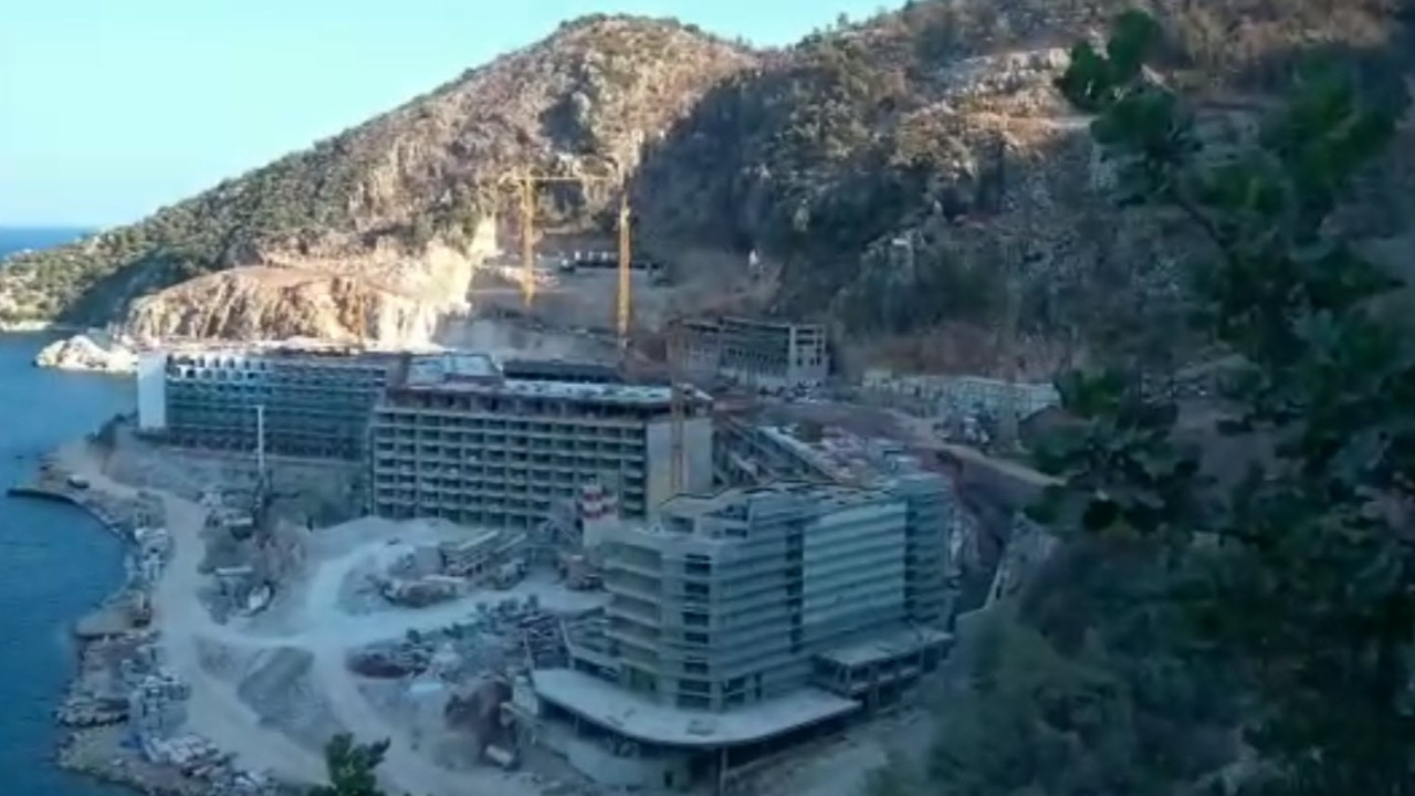 Sinpaş GYO mahkeme kararına rağmen Kızılbük'te inşaata devam ediyor