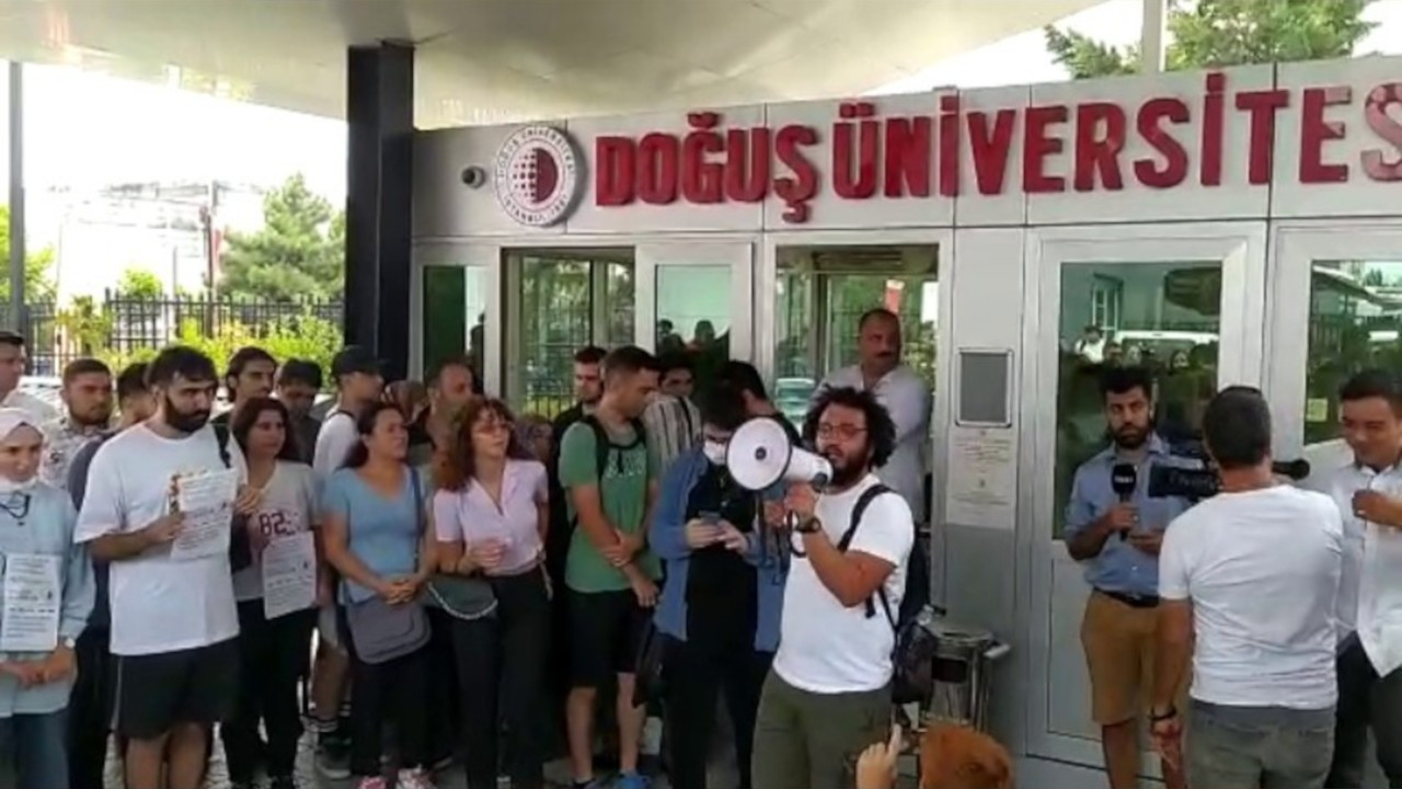 Doğuş Üniversitesi'nden fahiş zamları protesto eden öğrencilere soruşturma