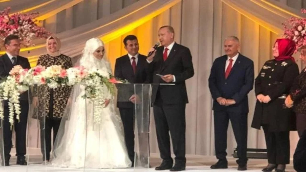 AK Partili Taşkesenlioğlu boşanma davası açtı: '70 milyon TL tazminat istiyor'