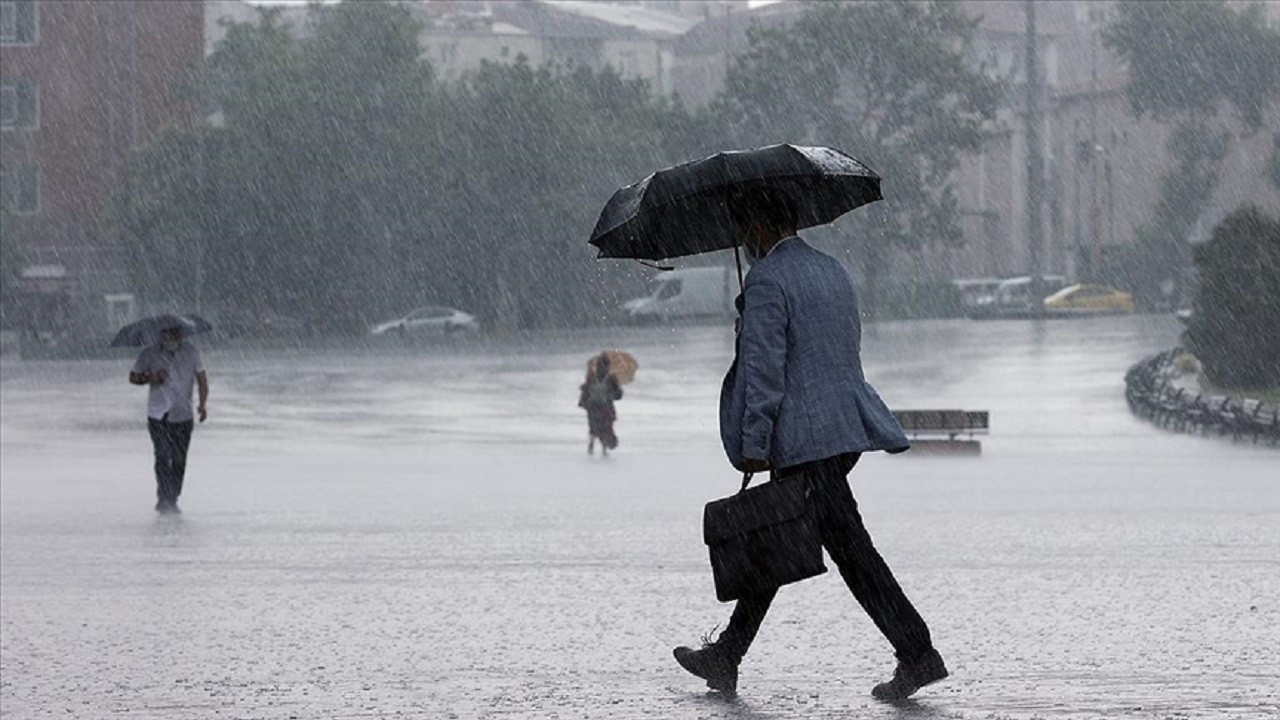 İBB'den İstanbul için sağanak yağış uyarısı