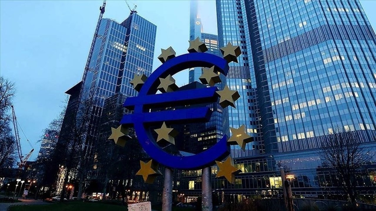 Euro Bölgesi'nde üretici enflasyonu yüzde 37,9'a yükseldi