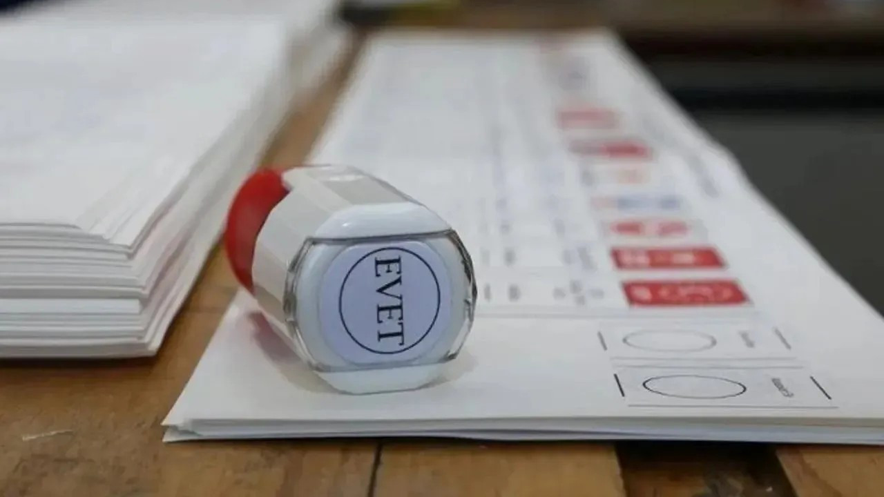 CHP'den teklif: Vatandaş yapılan yabancılar ilk seçimde oy kullanmasın