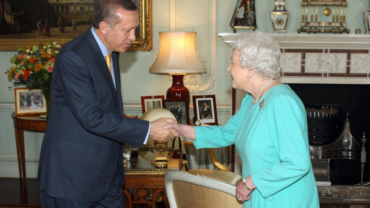 Erdoğan'dan 2'nci Elizabeth için taziye mesajı
