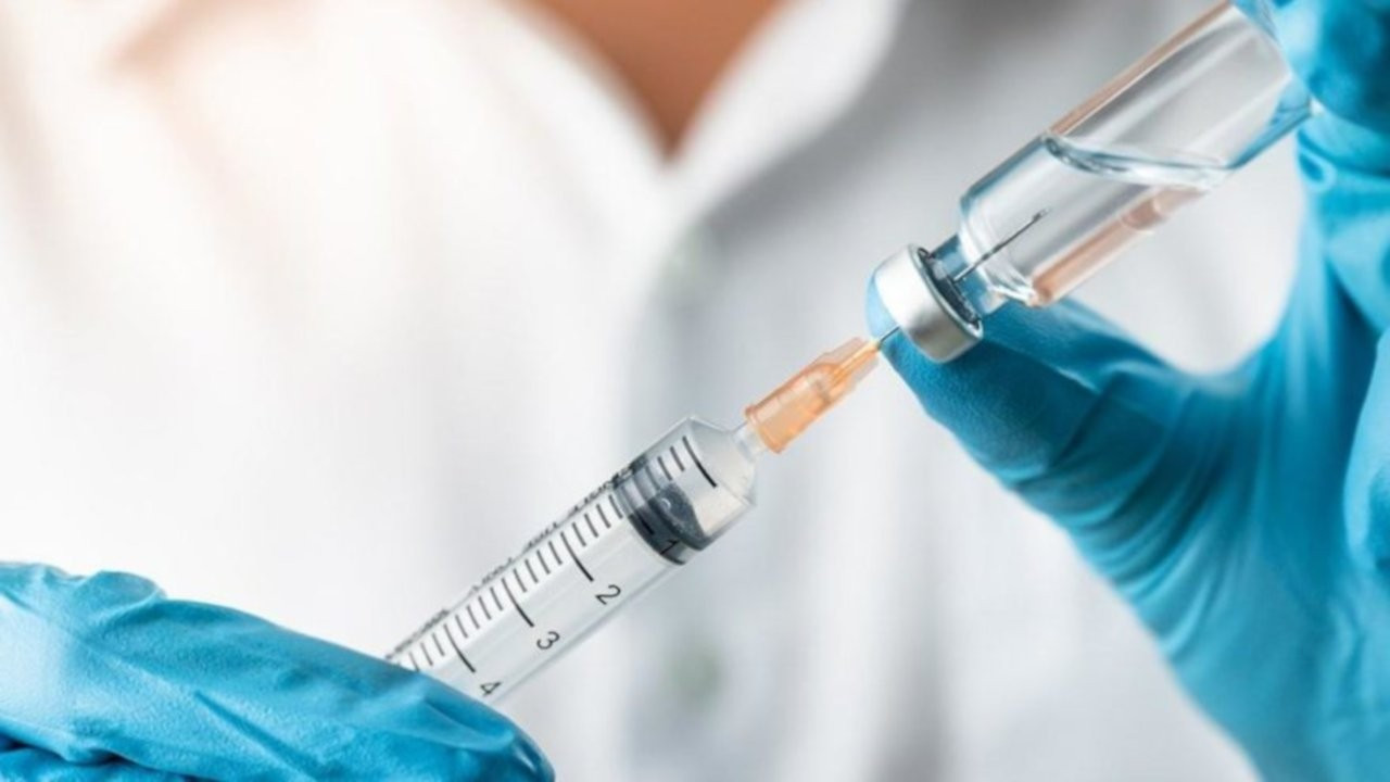 65 yaş üstü ve kronik hastalar için grip aşısı e-Nabız'da açıldı