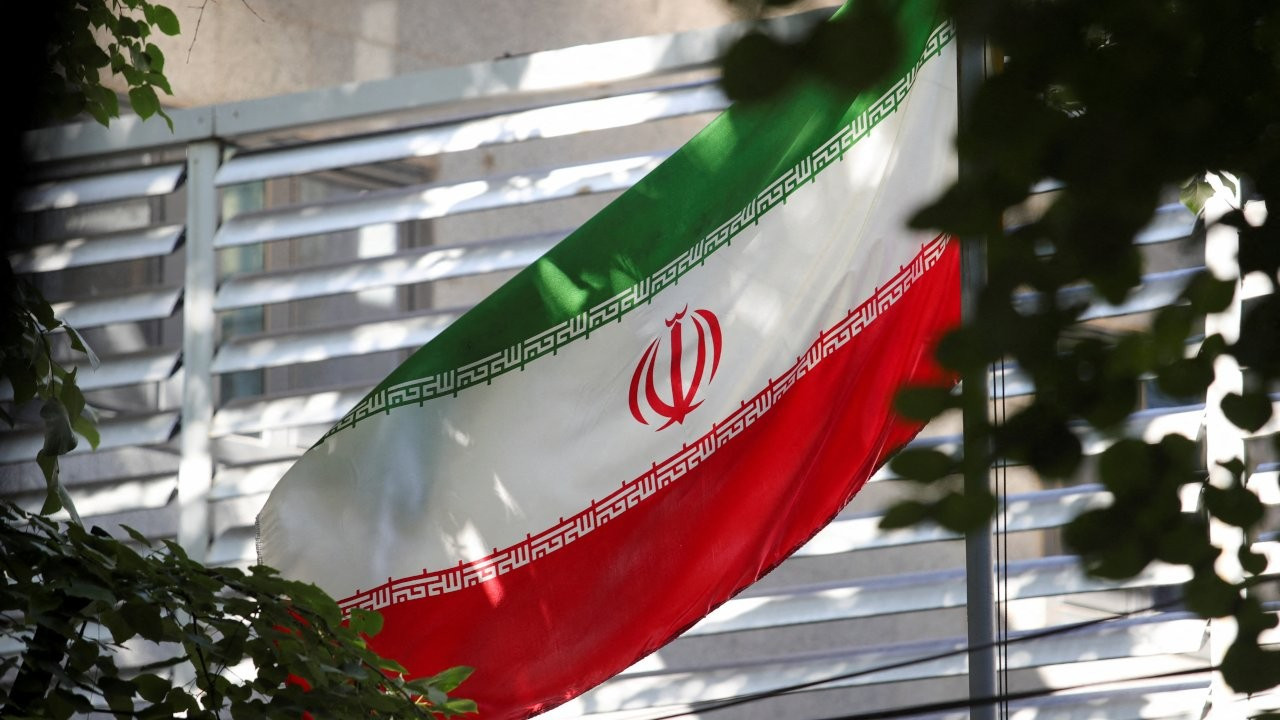 İran, İngiltere ve Norveç büyükelçilerini bakanlığa çağırdı