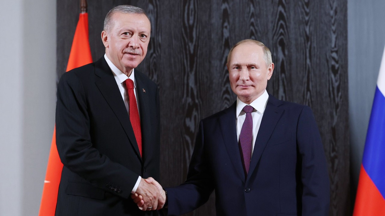 Cumhurbaşkanı Erdoğan, Putin ile görüştü: Türkiye, Rus doğalgazı için ödemelerin yüzde 25'ini ruble ile yapacak