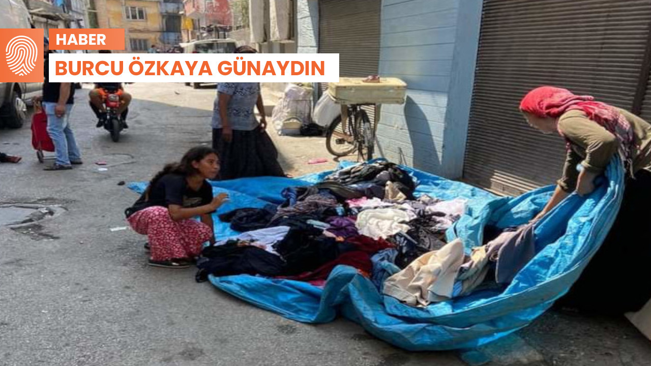 Adana’daki pazara zabıta müdahalesi: Eşyalara su sıkıldı