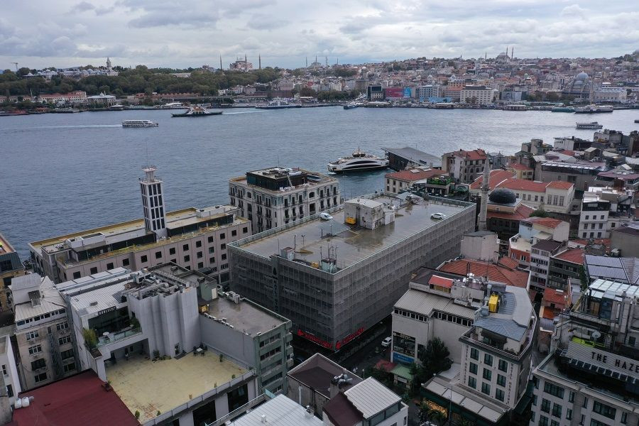 İstanbul'un Karaköy'deki ilk katlı otoparkı yıkılıyor - Sayfa 2