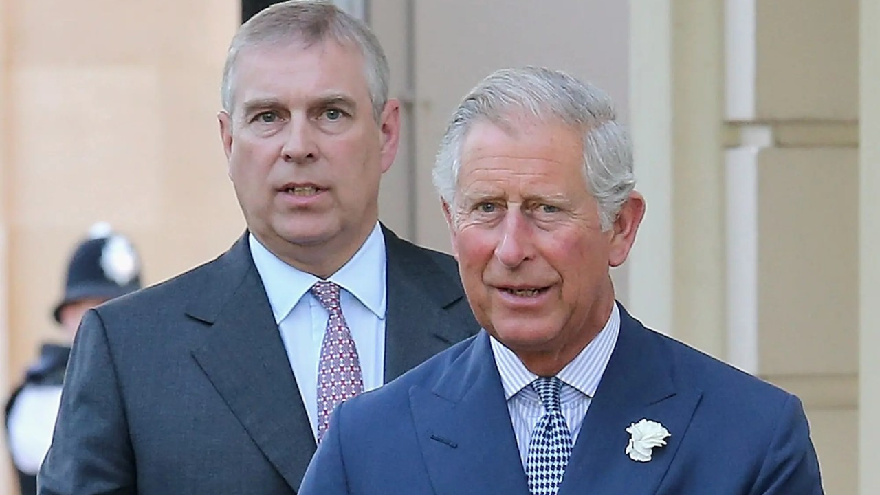 ‘Prens Andrew, Charles'ın İngiltere Kralı olmasını engellemek için komplo kurdu'