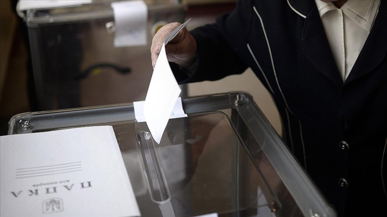 Ukrayna'nın dört bölgesinde 'Rusya'ya bağlanma' referandumları başladı