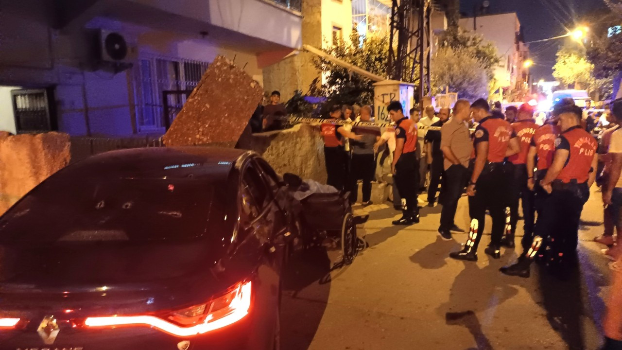 Adana'da iki grup arasında silahlı çatışma: 90 yaşındaki kadın öldü, 4 kişi yaralandı