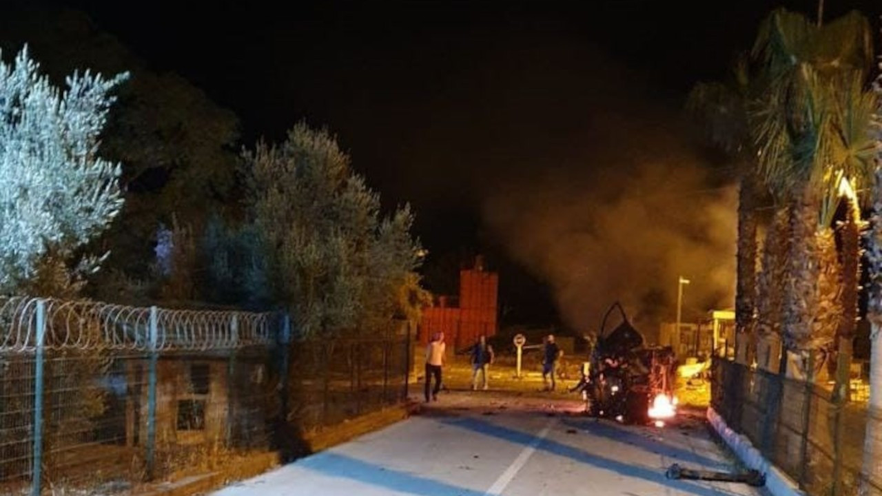 Mersin'de polisevine saldırı: 1 polis vefat etti, 1 polis yaralı