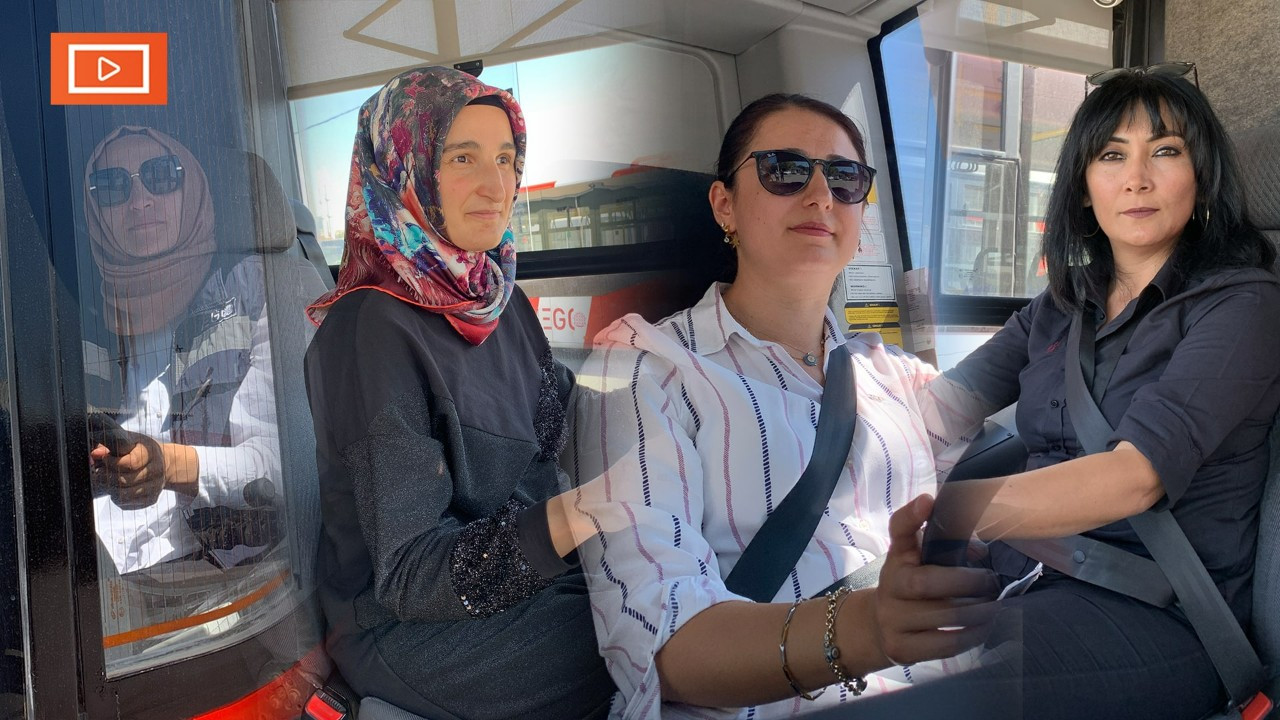 'Yapamazsın' diyenlere inat yaptılar: Ankara'nın kadın şoförleri