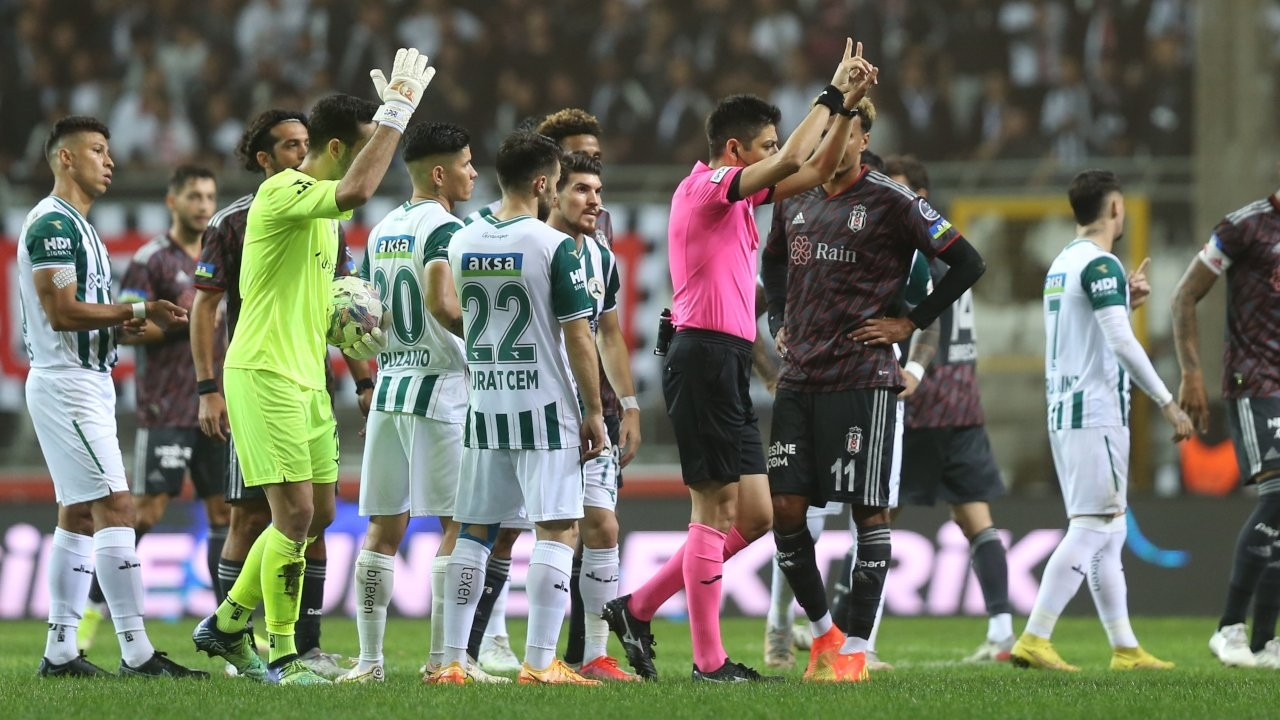 Giresunspor-Beşiktaş maçında ilginç karar: Hakem golü iptal edip penaltı verdi