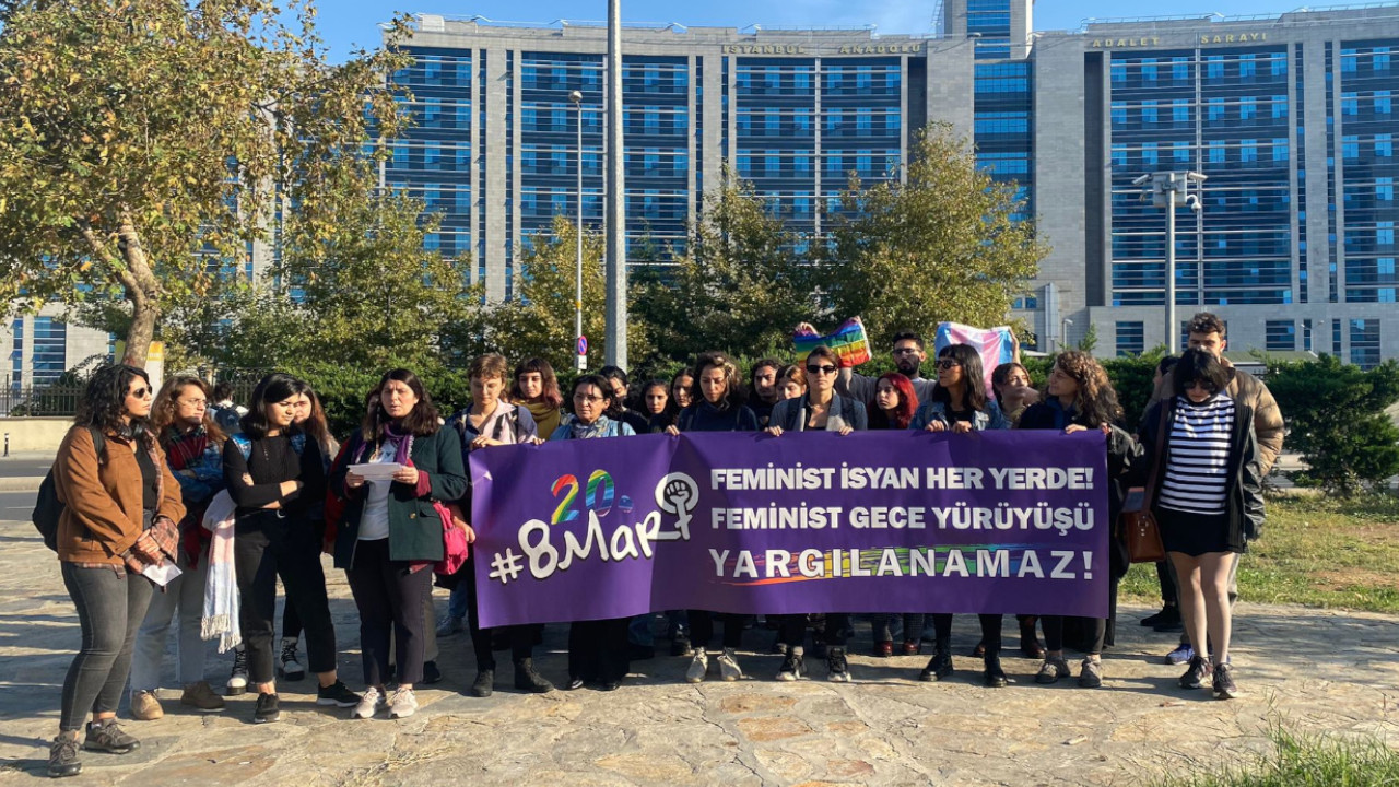 Feminist Gece Yürüyüşü nedeniyle yargılanan kadınlar: Sinmeyeceğiz
