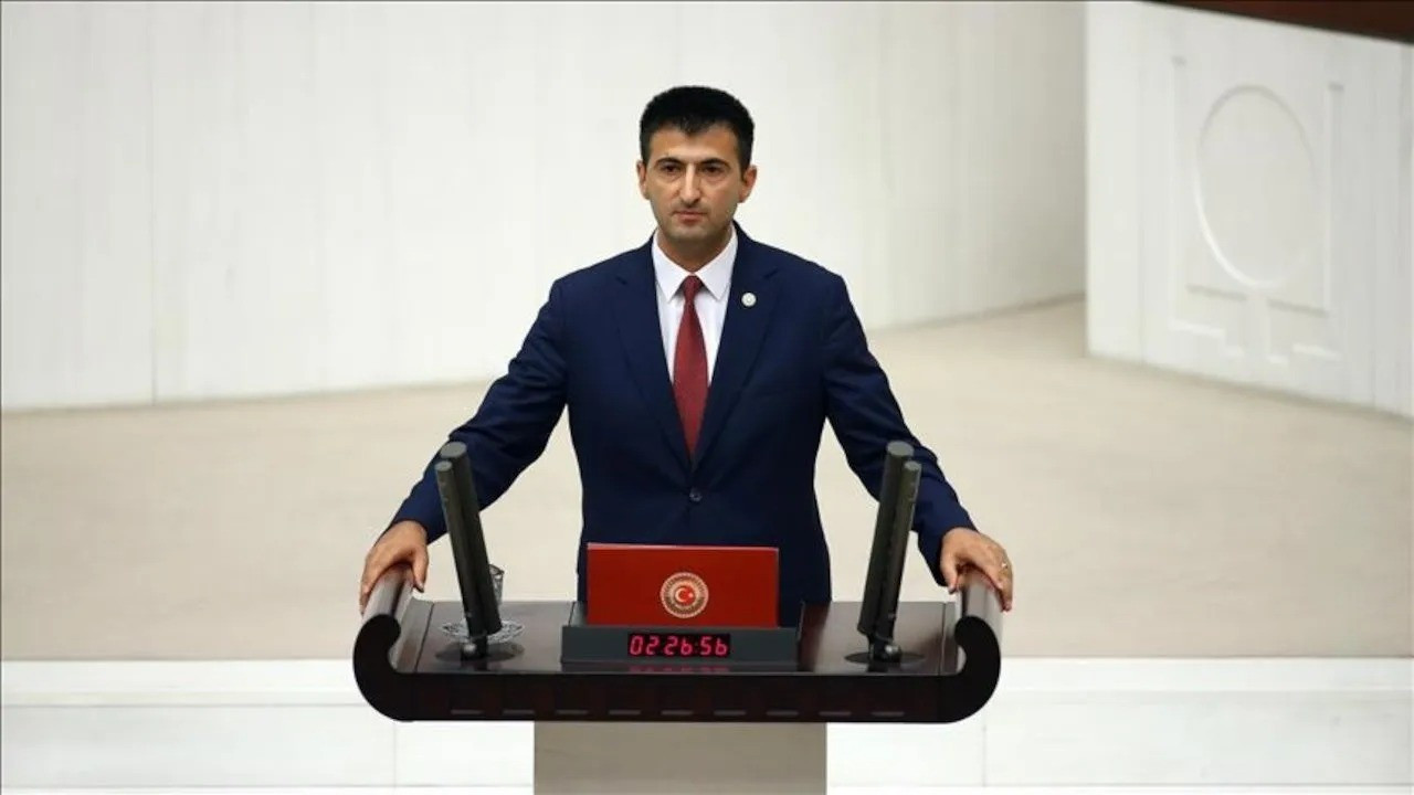 Mehmet Ali Çelebi, AK Parti'ye geçti